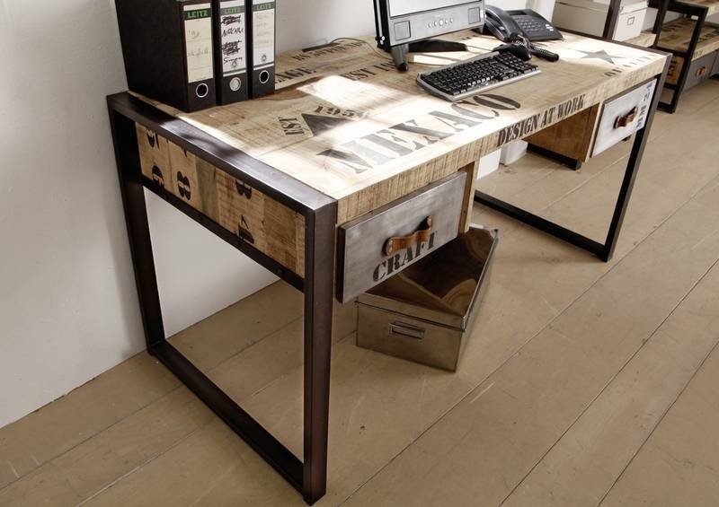 Zariadenie bytu - písací stolík